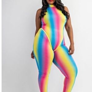 Add just a little more color to your life with this plus size piece